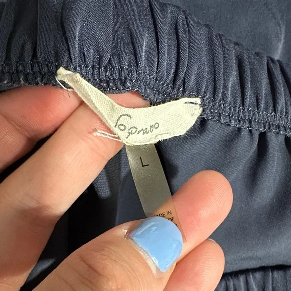 *SOPRANO* Midnight Blue Off-The-Shoulder Flowy Blouse Size Large - Picture 7 of 7